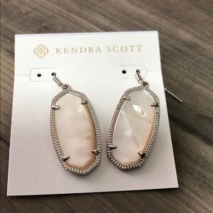 New Kendra Scott Silver and White Drop Earrings